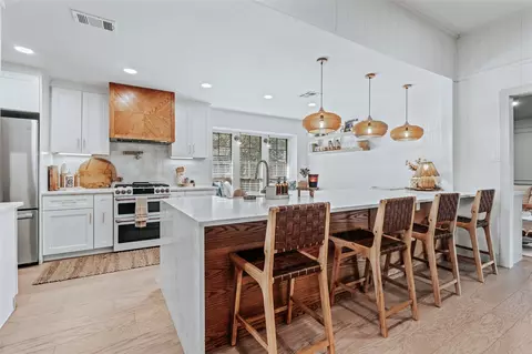 Kitchen - 807 E Spring Valley Rd, Richardson, TX 75081 photo 3 of 5