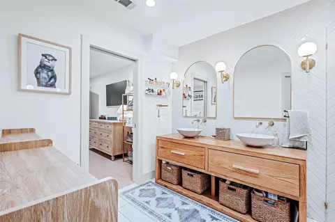 Bath - 807 E Spring Valley Rd, Richardson, TX 75081 photo 3 of 5