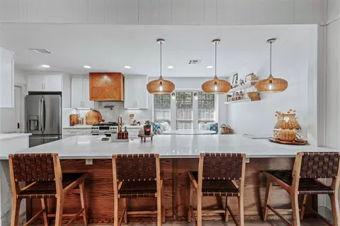 Kitchen - 807 E Spring Valley Rd, Richardson, TX 75081 photo 5 of 5