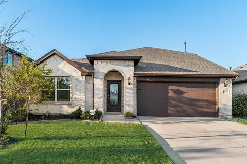 1225 Pleasant Knoll Trl, Aubrey, TX 76227