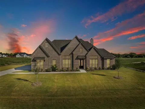 157 Aria Dr, Waxahachie, TX 75165