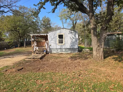 139 Cedar St, Whitney, TX 76692