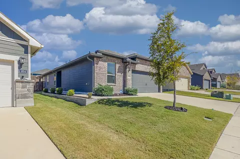 1652 Briar Hunt Dr, Forney, TX 75126