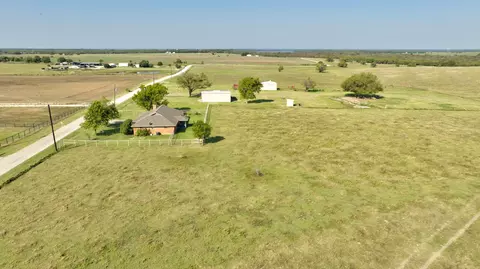 View/Area - 831 Baker Rd, Pilot Point, TX 76258 photo 10 of 15