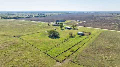 View/Area - 831 Baker Rd, Pilot Point, TX 76258 photo 9 of 15