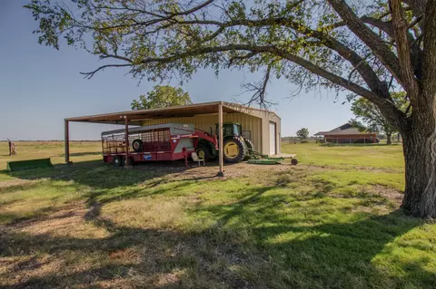 Exterior - 831 Baker Rd, Pilot Point, TX 76258 photo 1 of 1