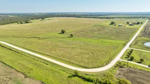 View/Area - 831 Baker Rd, Pilot Point, TX 76258 photo 3 of 15