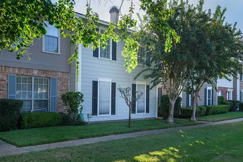 10208 Los Altos Dr, Shreveport, LA 71115