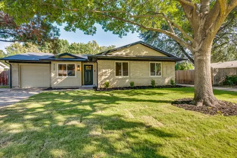 3157 Chatsworth Dr, Farmers Branch, TX 75234