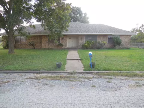1220 Meadowbrook St, Ranger, TX 76470