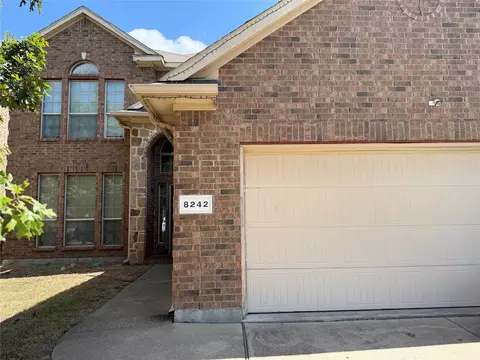 8242 Clarkview Dr, Dallas, TX 75236