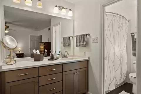 Bath - 1225 Devonshire Ln, Mesquite, TX 75150 photo 1 of 3