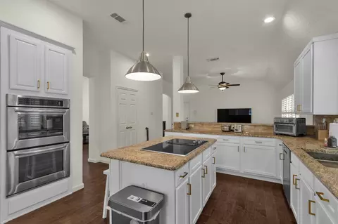 108 Hearthwood Dr, Coppell, TX 75019