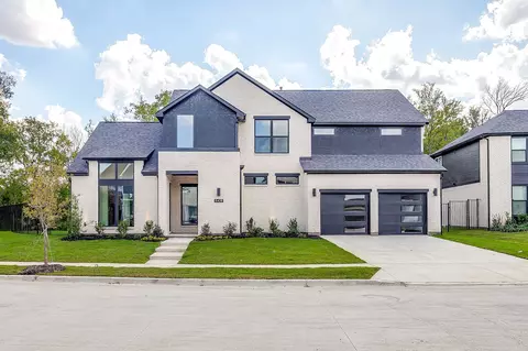 8428 Hidden Creek Ct, North Richland Hills, TX 76182