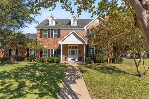 1004 Heatherwood Dr, Wylie, TX 75098