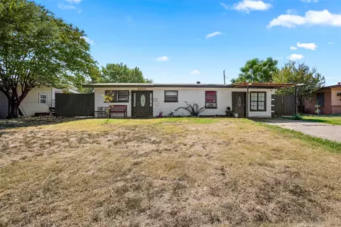 2920 Pritchett Dr, Irving, TX 75061