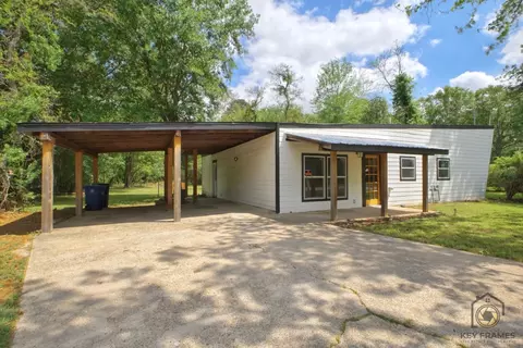 9227 Walker Rd, Shreveport, LA 71118