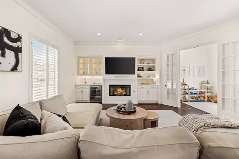 4219 Travis St, Dallas, TX 75205