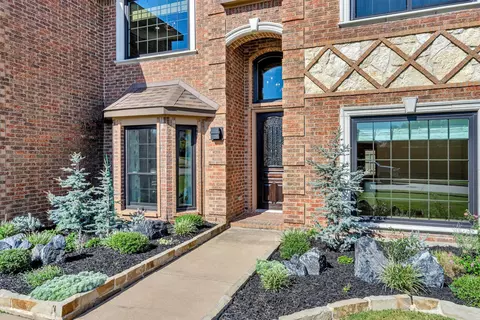 1001 Bell Oak Dr, Kennedale, TX 76060