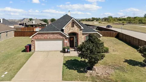 100 Velvet Ct, Forney, TX 75126