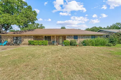 103 Spicewood Dr, Stephenville, TX 76401