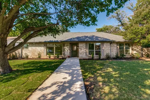 3505 Bonniebrook Dr, Plano, TX 75075