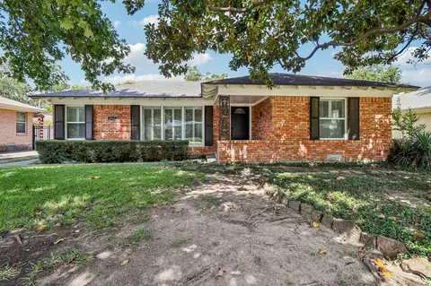 6711 Vada Dr, Dallas, TX 75214