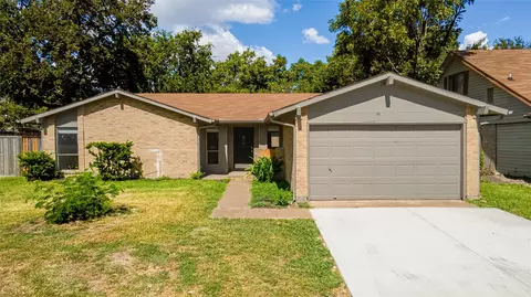 326 E Springdale Ln, Grand Prairie, TX 75052