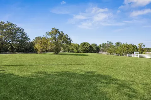 6 N Star Rd, Lucas, TX 75002