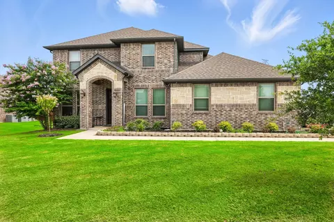 180 Sapphire Ln, Waxahachie, TX 75165