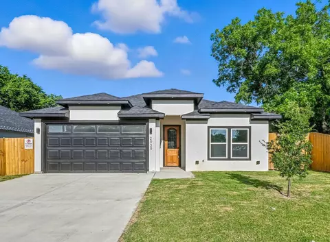 2939 Idaho Ave, Dallas, TX 75216