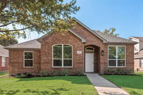 7207 Chinquapin Dr, Frisco, TX 75033