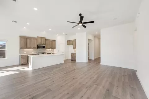 7312 Iris Rd, Aubrey, TX 76227 photo 11