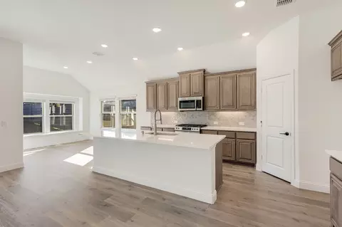 7312 Iris Rd, Aubrey, TX 76227 photo 16
