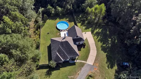 411 S Elm St, Haughton, LA 71037