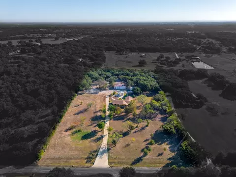 4924 Tanglewood Dr, Burleson, TX 76028