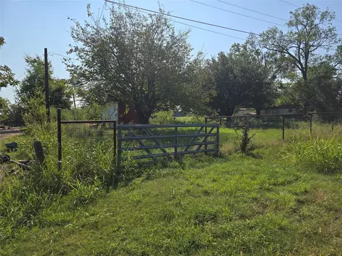 2397 County Road 900, Princeton, TX 75407