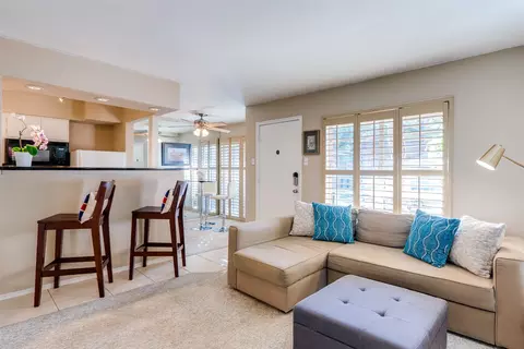 4215 Avondale Ave #210, Dallas, TX 75219