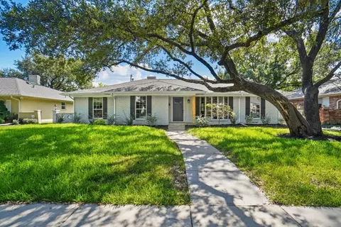 9332 Loma Vista Dr, Dallas, TX 75243