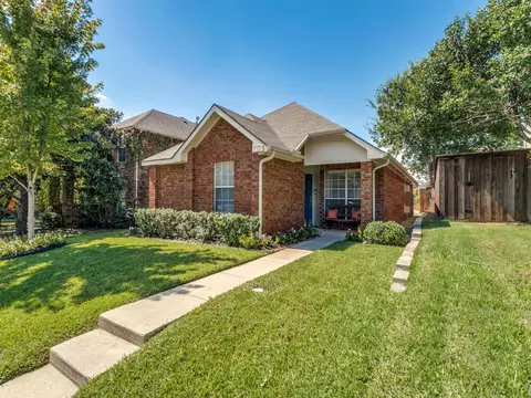 585 Lake Forest Dr, Coppell, TX 75019
