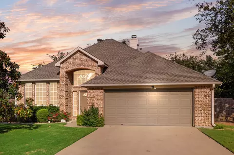 155 Lexington Dr, Terrell, TX 75160