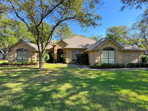 5808 Tee Box Ct, Granbury, TX 76049