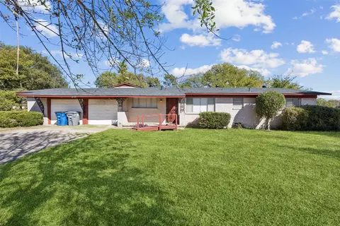 2739 Plaza Blvd, Dallas, TX 75241