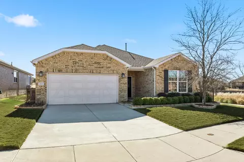 900 Memorial Dr, Krugerville, TX 76227