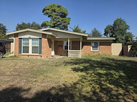 1513 Arcady Ln, Irving, TX 75061