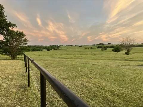 1332 County Road 423, Muenster, TX 76252