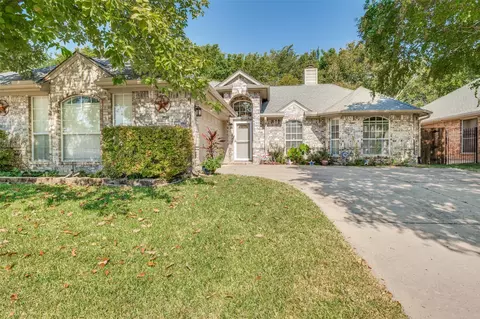 3129 Watercress Cir, Arlington, TX 76012