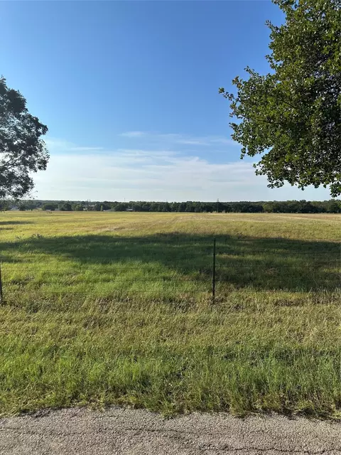 3620 Springfield Rd, Springtown, TX 76082 photo 6