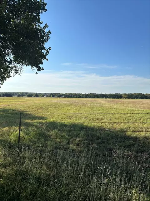 3620 Springfield Rd, Springtown, TX 76082 photo 2