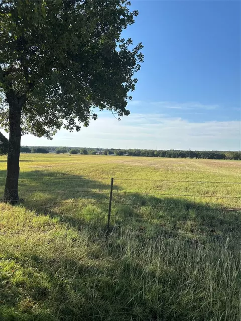 3620 Springfield Rd, Springtown, TX 76082 photo 5